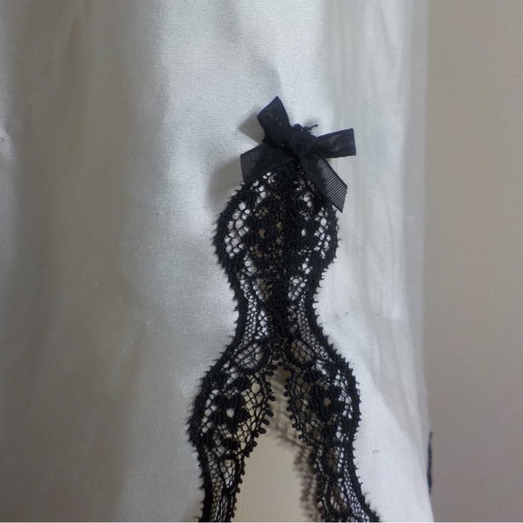 Vintage Victoria Secret White and Black Lace Dress - Picture 13 of 16